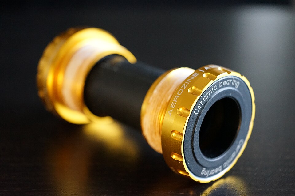 File:Aerozine Bottom Bracket Ceramic BB-08-XC.JPG